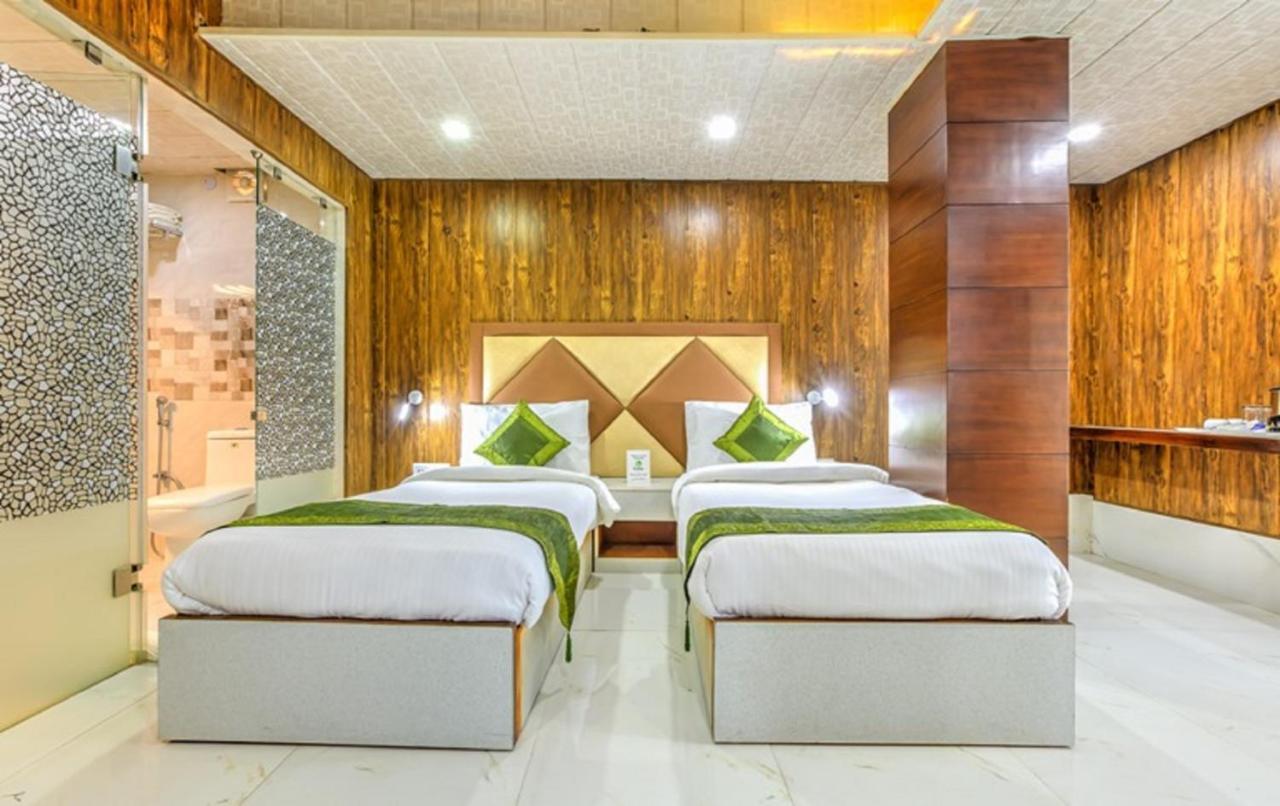 Glory Villa Ню Делхи Екстериор снимка